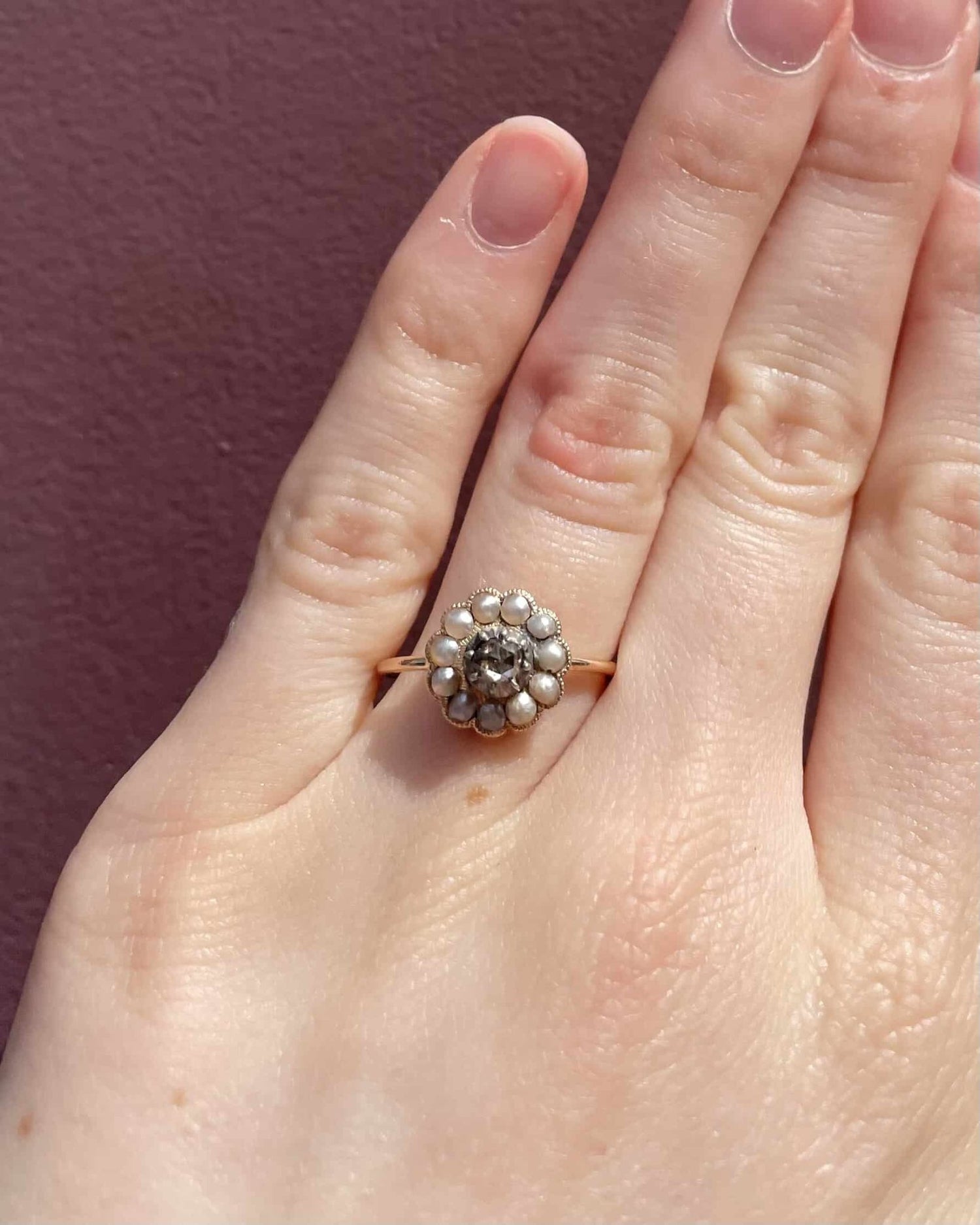 Bague Marguerite Diamant 0.10 carat &amp; Perles &quot;Edina&quot; - Elliade Paris
