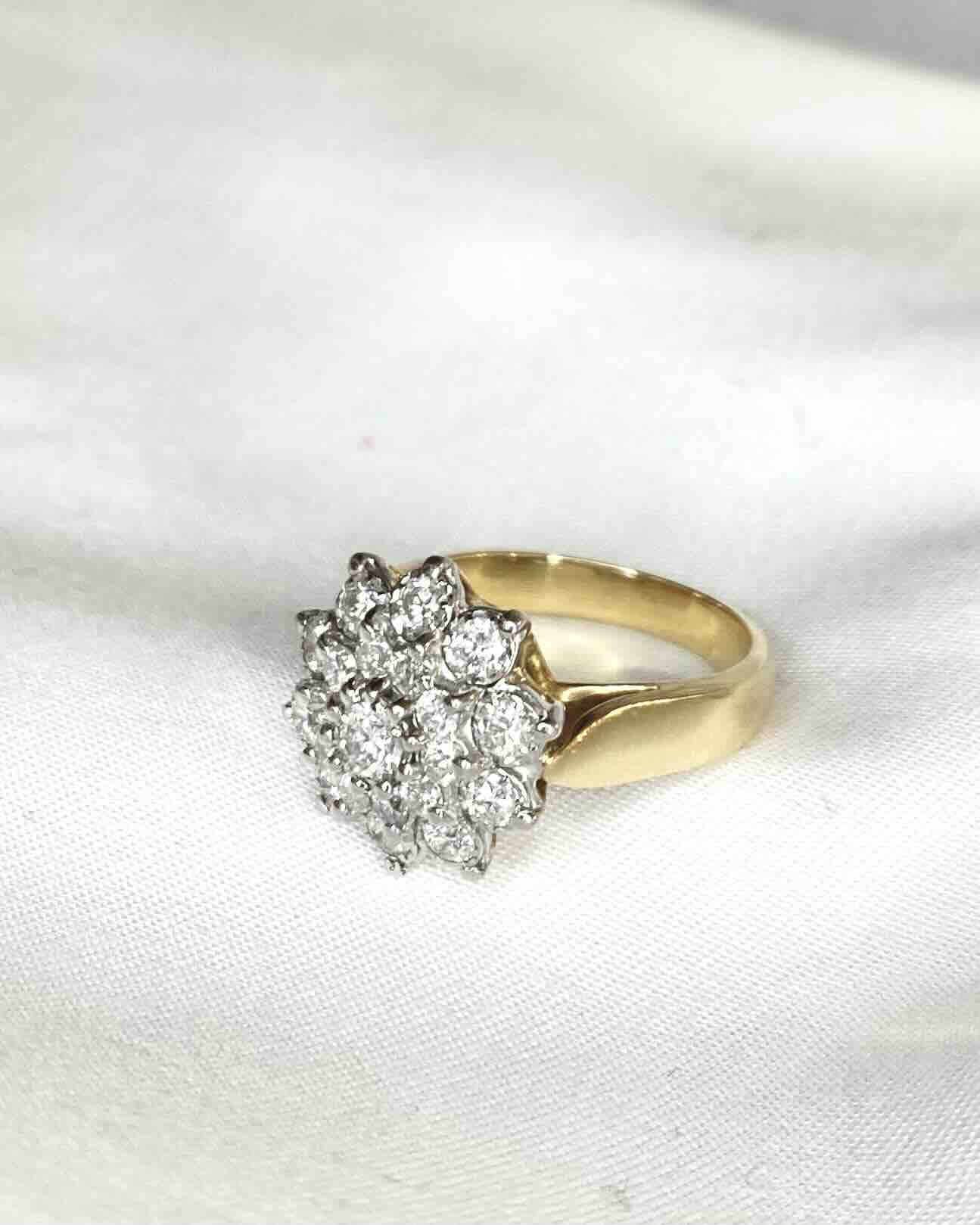 Bague marguerite diamant 1.20 carat "Monica" - Elliade Paris