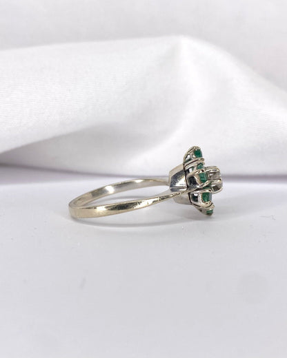 Bague Marguerite Diamant &amp; 6 Emeraudes &quot;Daphné&quot; - Elliade Paris