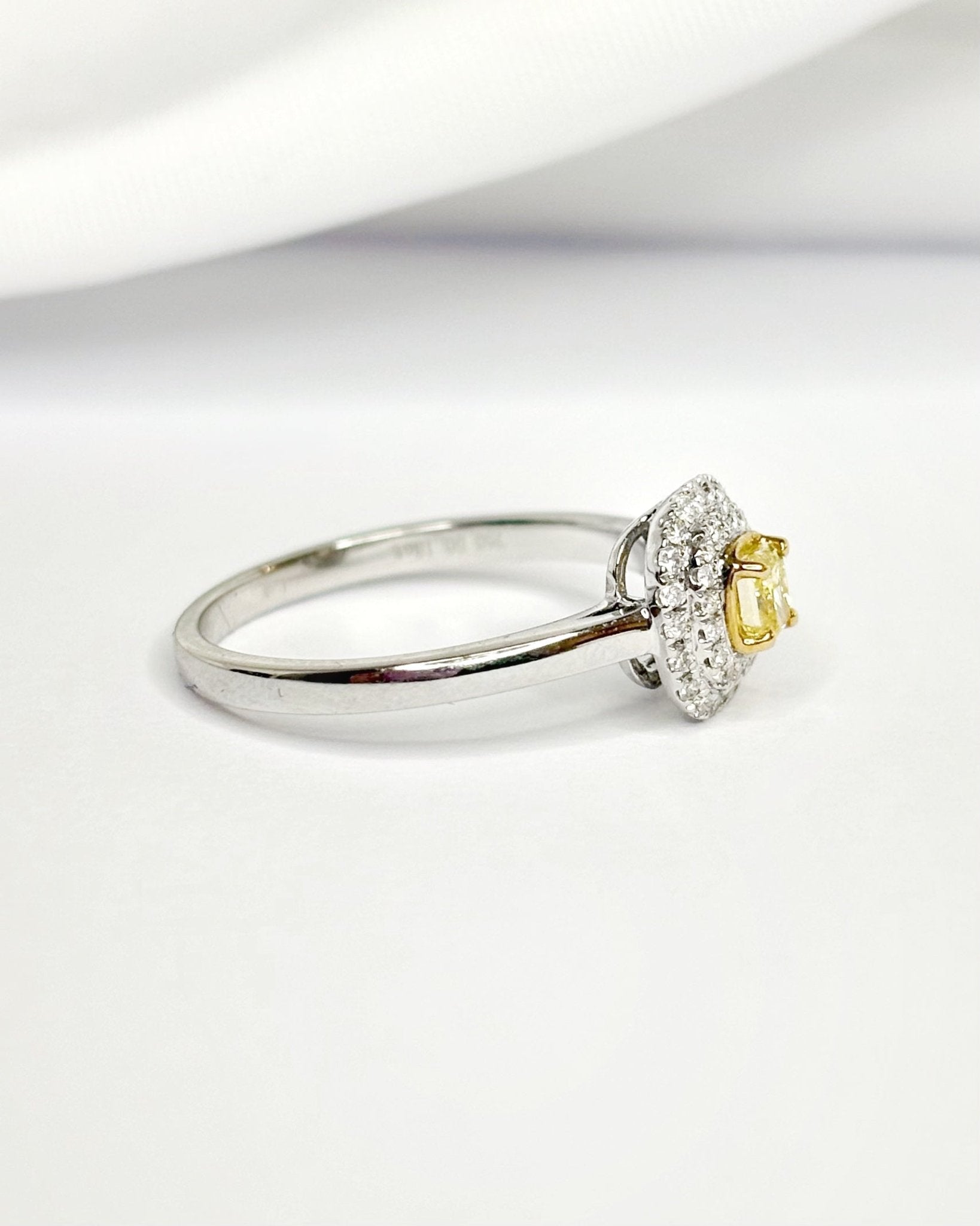 Bague Marguerite Diamant Jonquille "Justine" - Elliade Paris