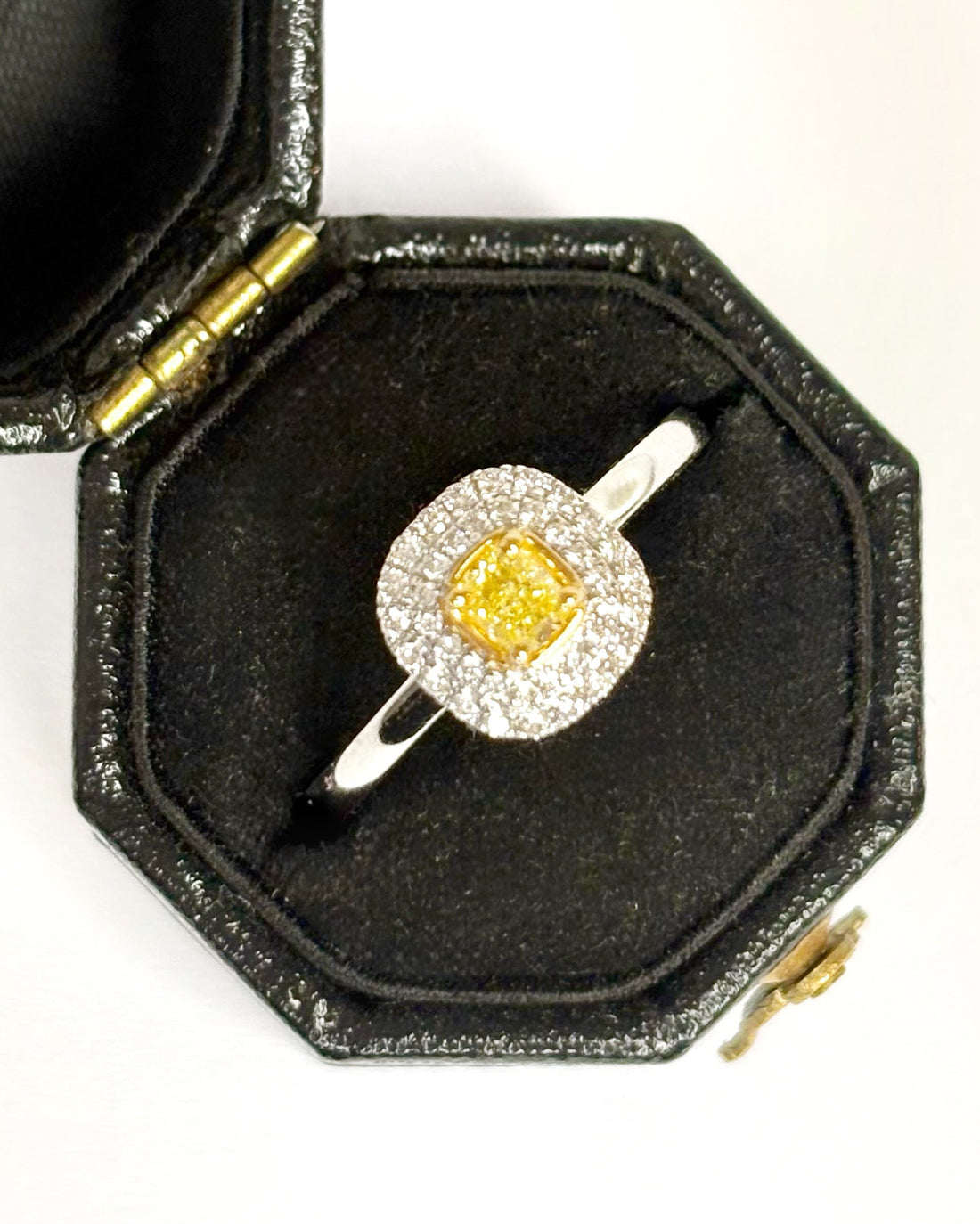 Bague Marguerite Diamant Jonquille "Justine" - Elliade Paris