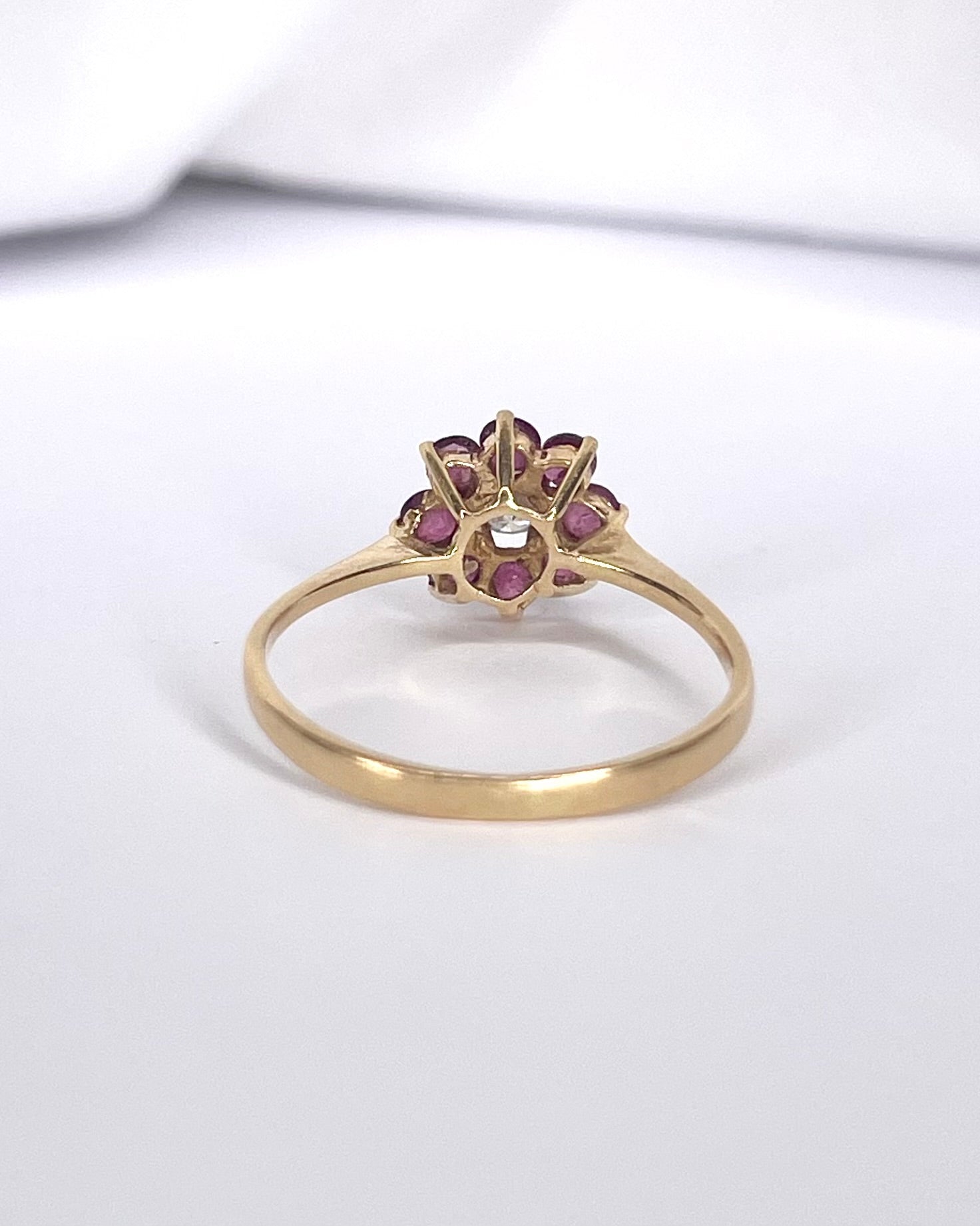 Bague Marguerite Diamant &amp; Rubis 0.32 carat "Alia" - Elliade Paris