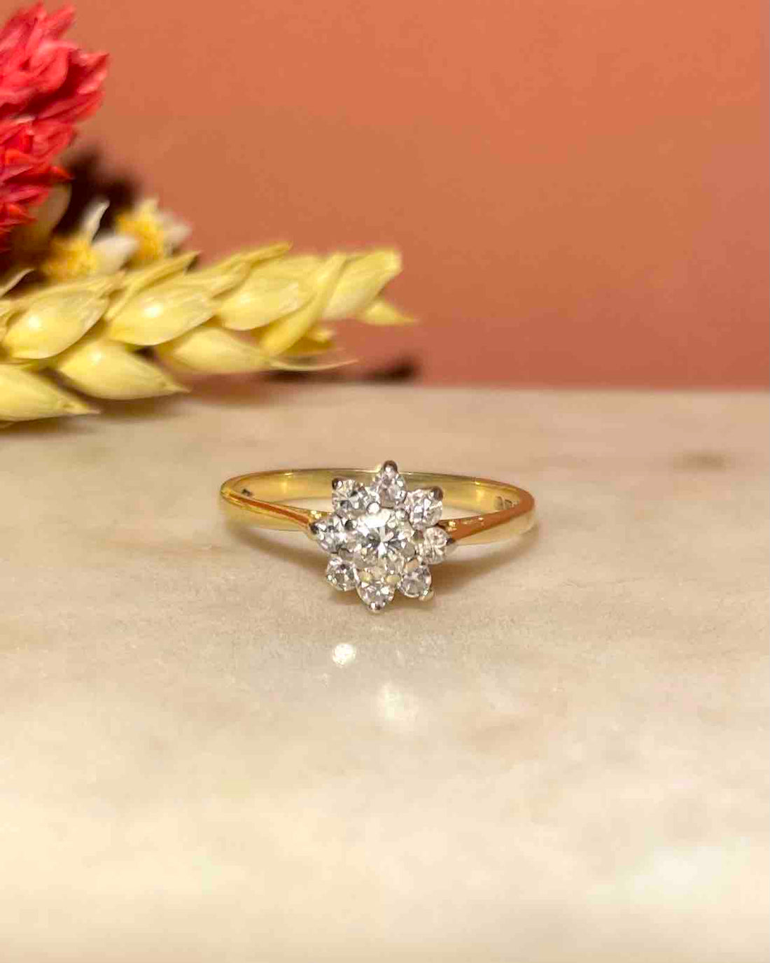 Vintage Marguerite Ring Diamonds 0.31 carat &quot;Joia&quot;