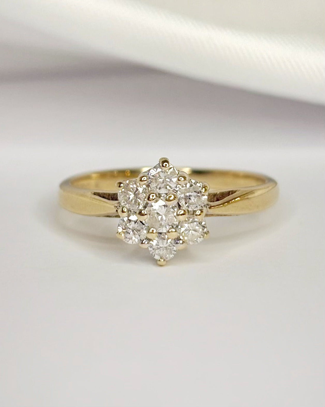 Bague Marguerite Diamants 0.33 carat "Jonathan" - Elliade Paris