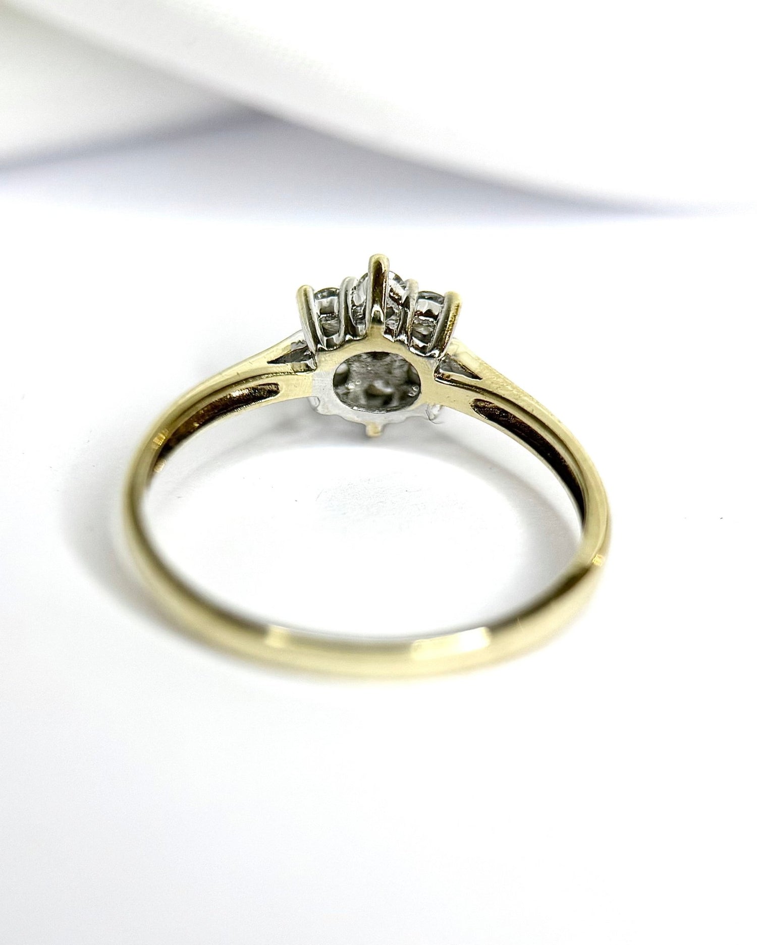 Bague Marguerite Diamants 0.33 carat "Vivianne" - Elliade Paris