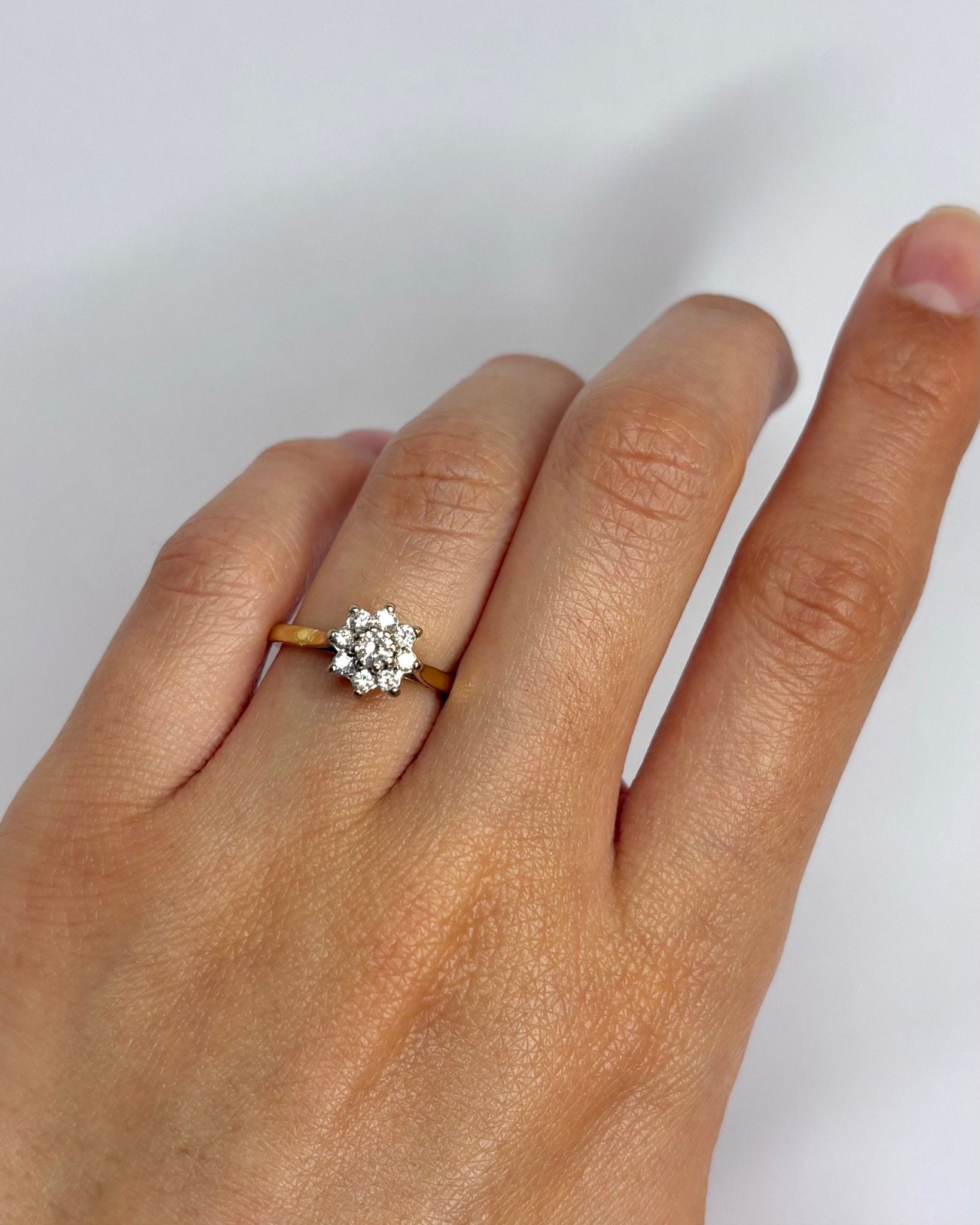 Bague Marguerite Diamants 0.34 carat "Francesca" - Elliade Paris