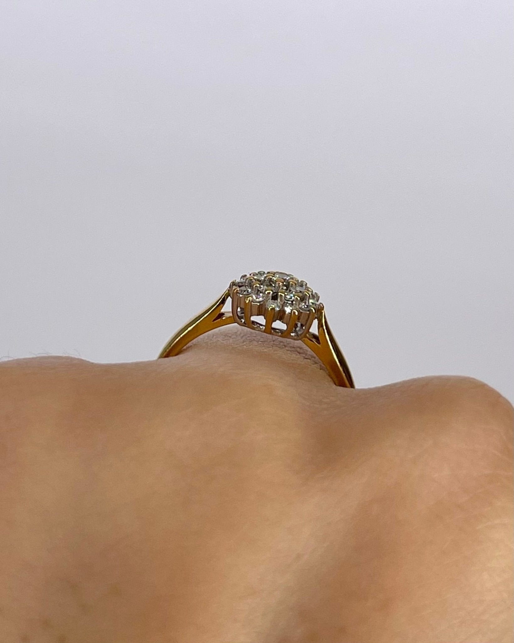 Bague Marguerite Diamants 0.36 carat "Doriane" - Elliade Paris