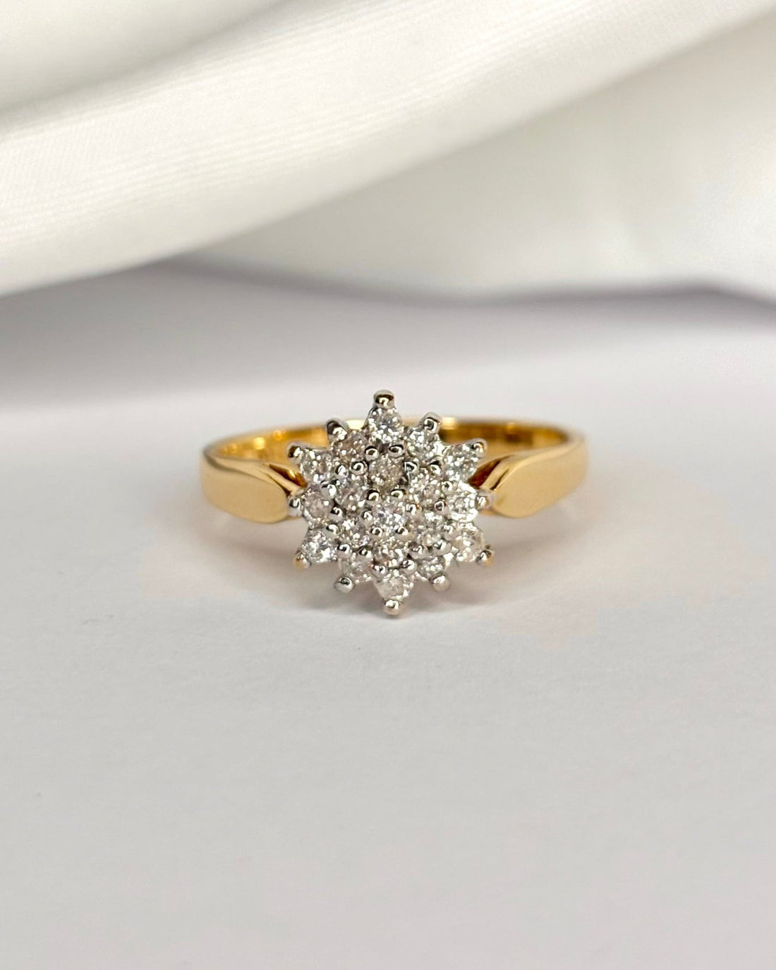 Bague Marguerite Diamants 0.38 carat "Rosalie" - Elliade Paris