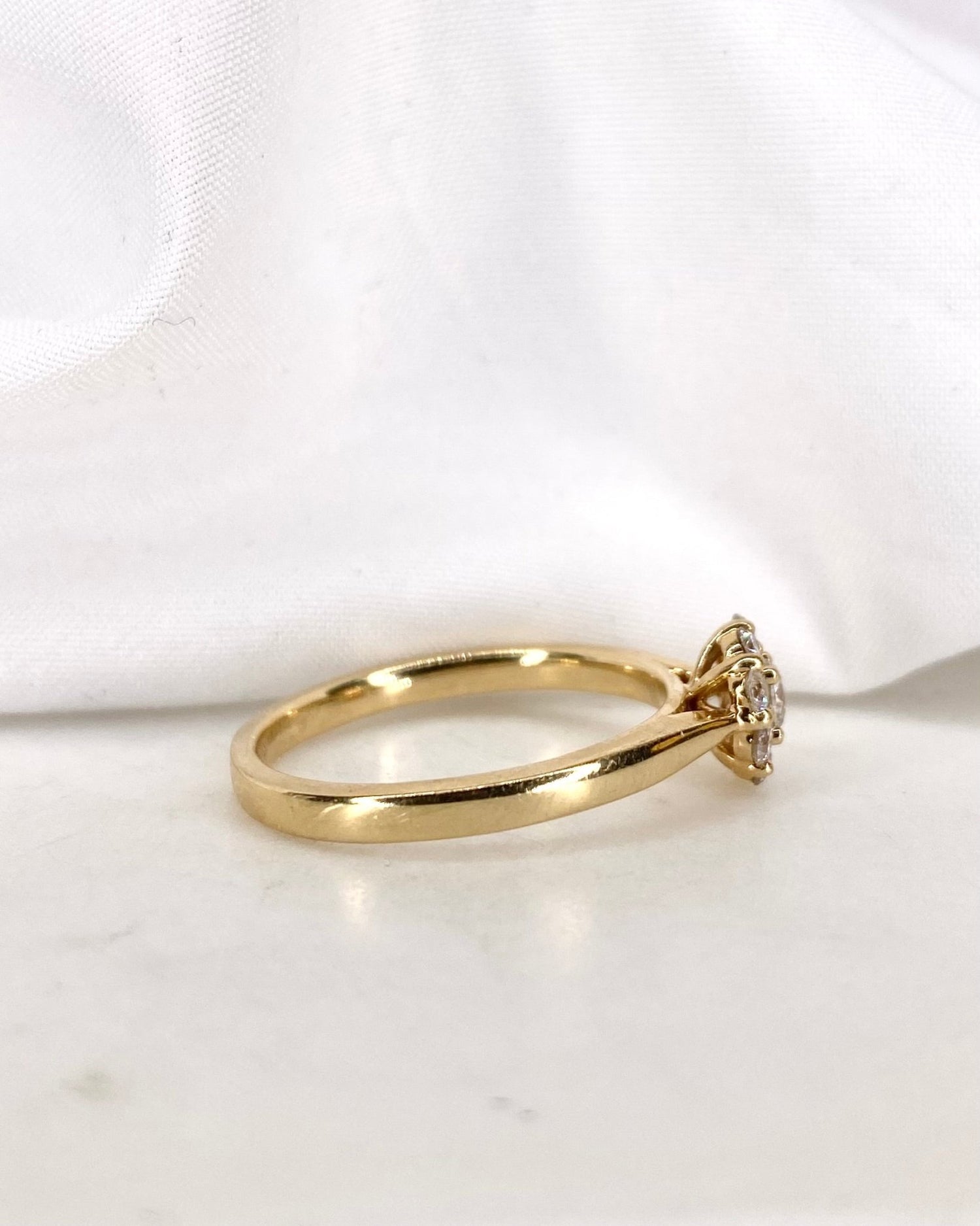 Bague Marguerite Diamants 0.43 carat &quot;Élaïa&quot; - Elliade Paris