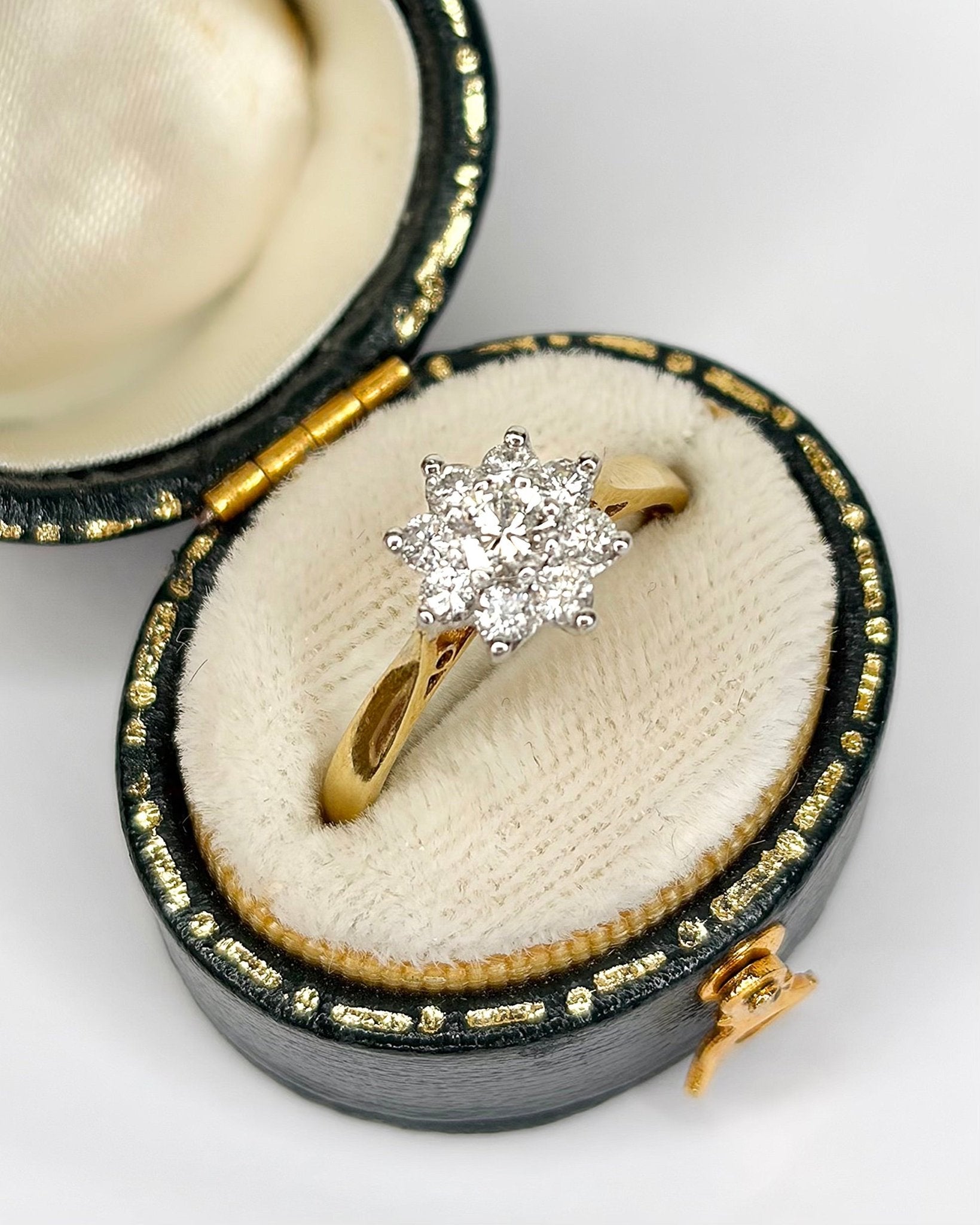Bague Marguerite Diamants 0.44 carat "Camélia" - Elliade Paris