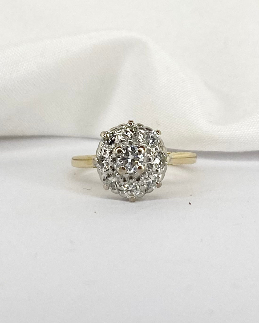 Bague Marguerite Diamants 0.44 carat &quot;Oksana&quot; - Elliade Paris