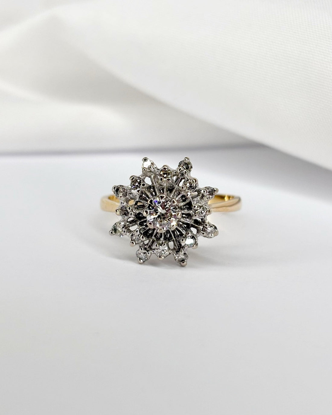 Bague Marguerite Diamants 0.52 carat &quot;Thylane&quot; - Elliade Paris