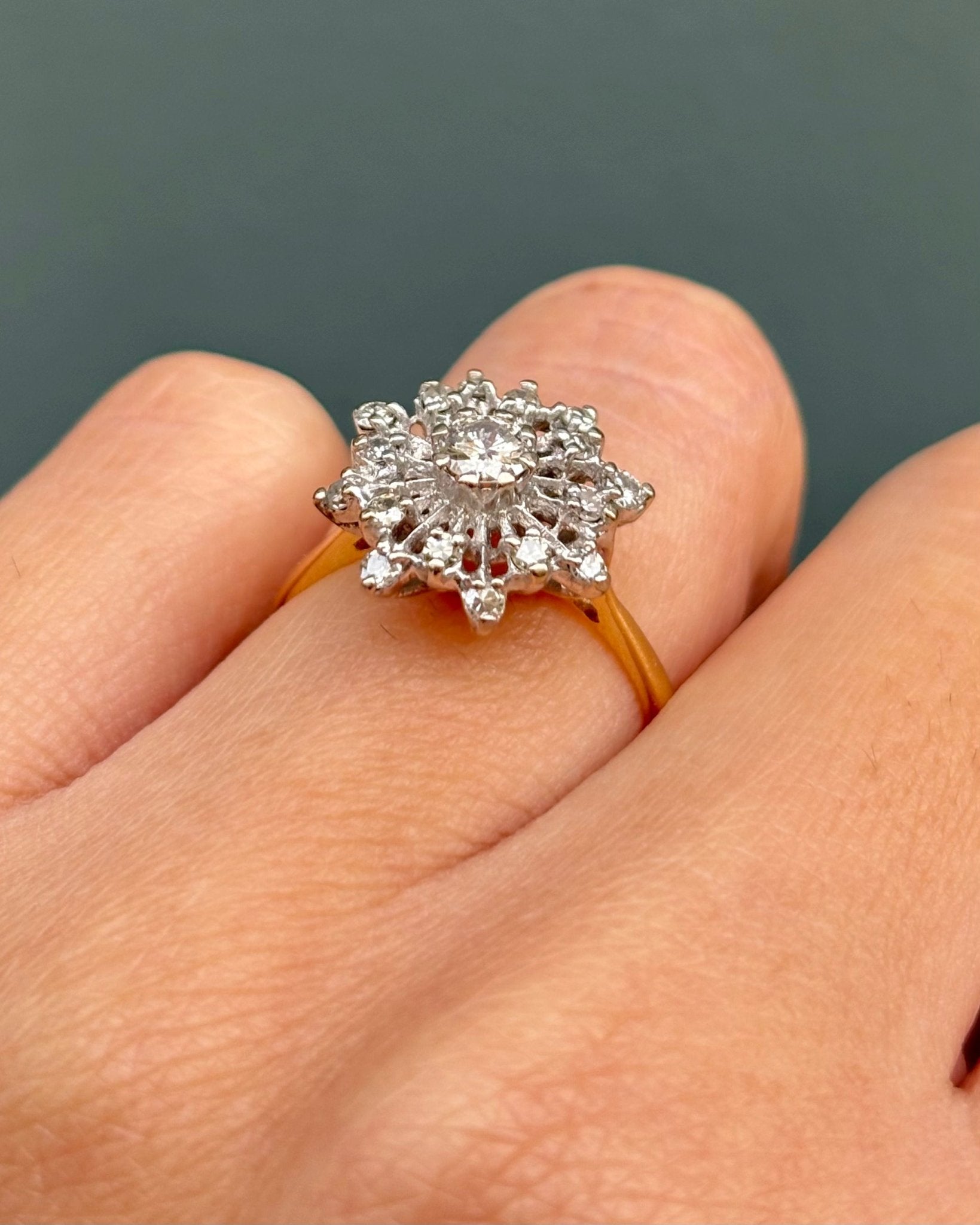 Bague Marguerite Diamants 0.52 carat &quot;Thylane&quot; - Elliade Paris