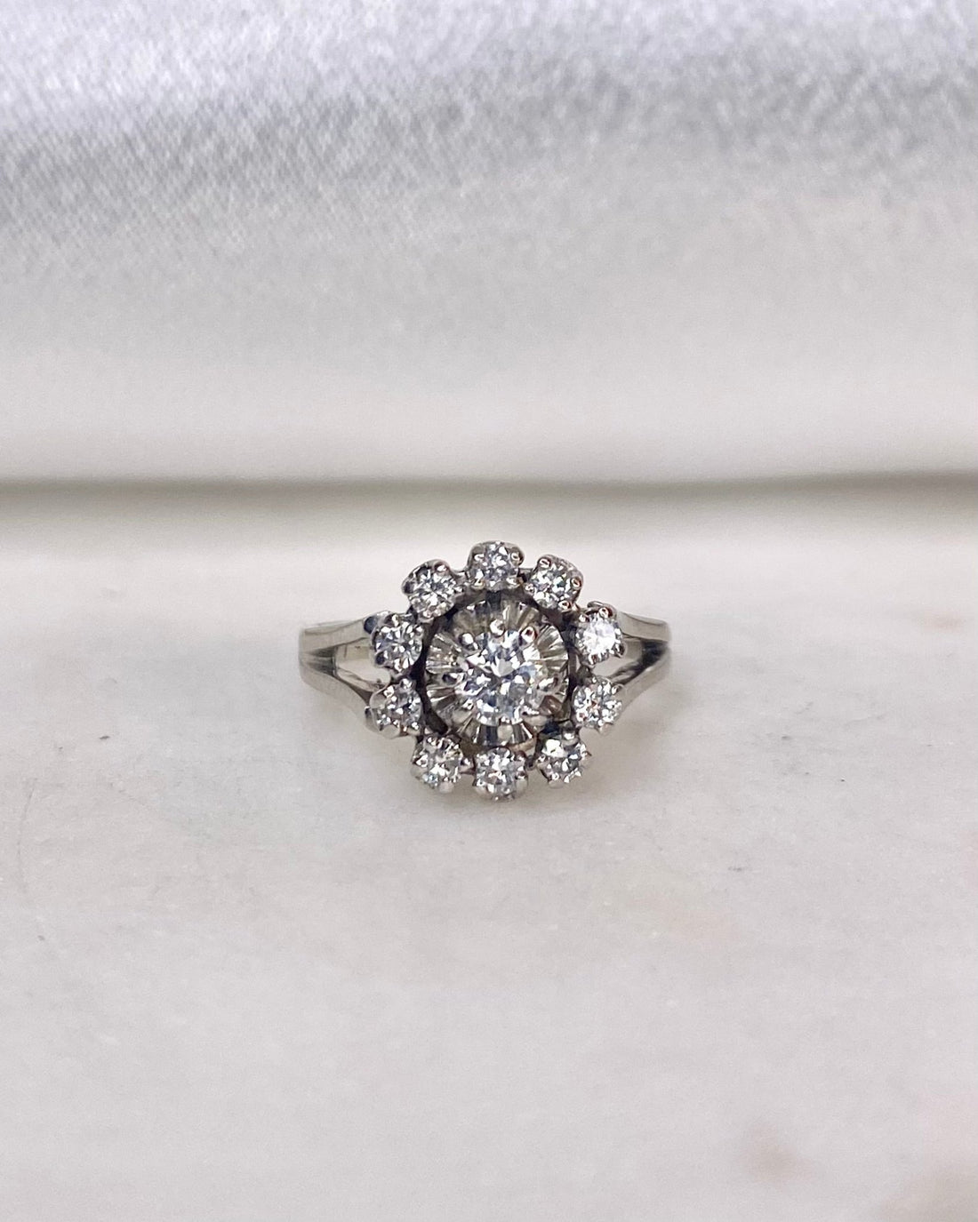 Bague Marguerite Diamants 0.55 carat &quot;Kelaya&quot; - Elliade Paris