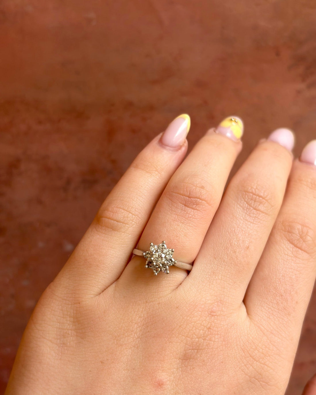Bague Marguerite Diamants 0.60 carat "Jennie" - Elliade Paris