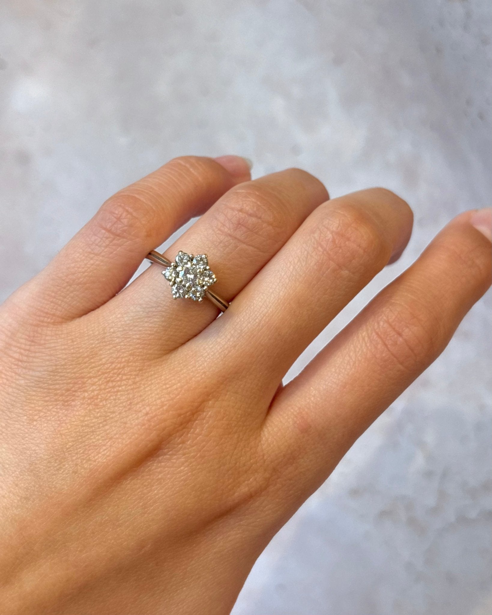 Bague Marguerite Diamants 0.61 carat "Sienna" - Elliade Paris