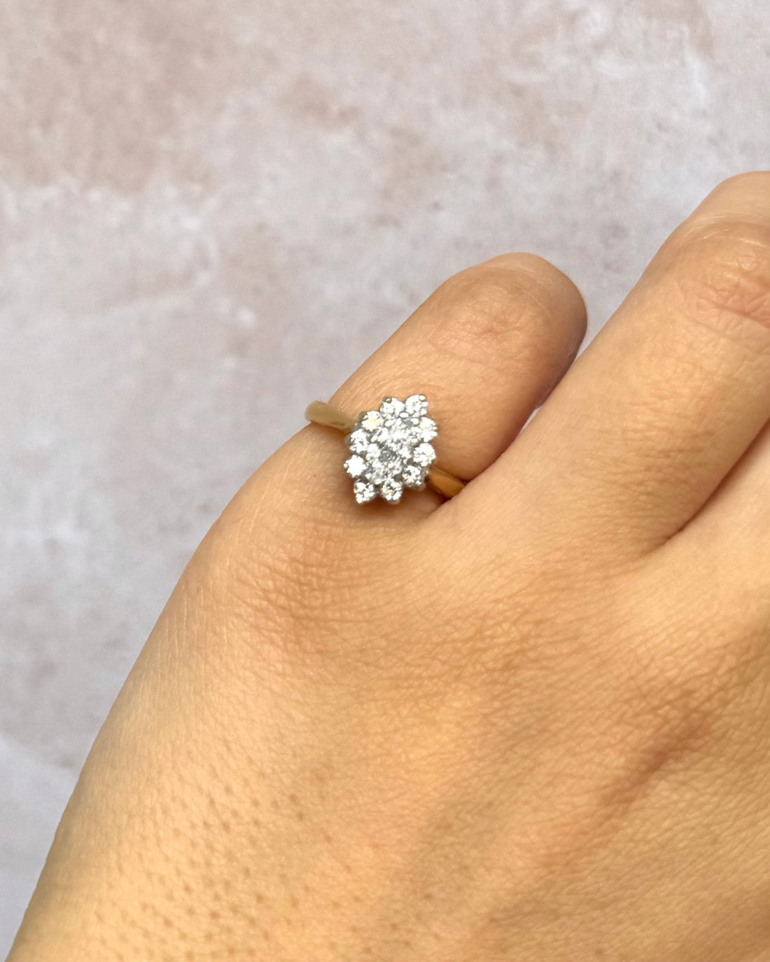 Bague Marguerite Diamants 0.62 carat "Debbie" - Elliade Paris