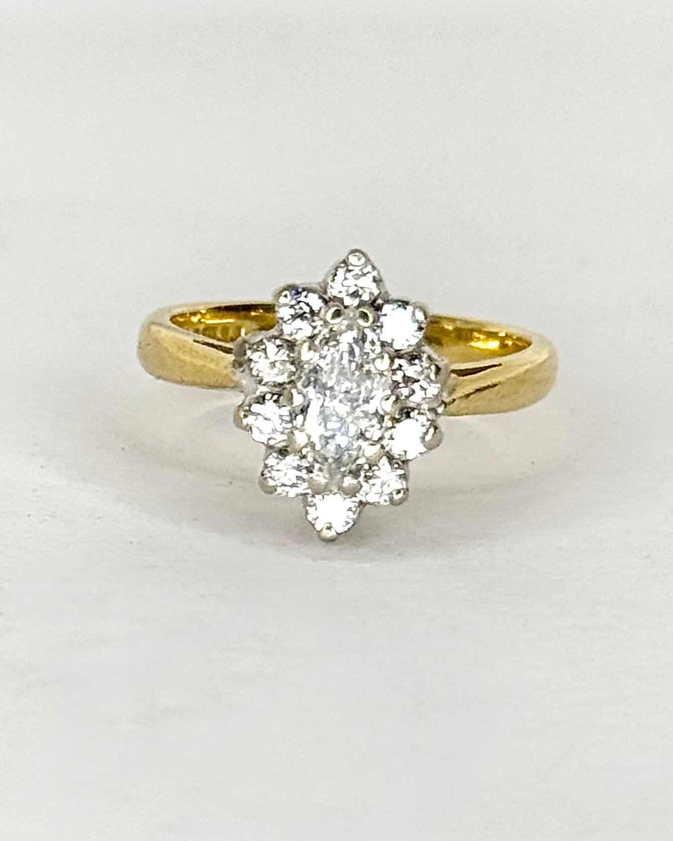 Bague Marguerite Diamants 0.62 carat "Debbie" - Elliade Paris