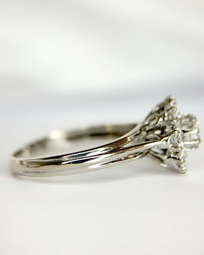 Bague Marguerite Diamants 0.62 carat "Mélanie" - Elliade Paris