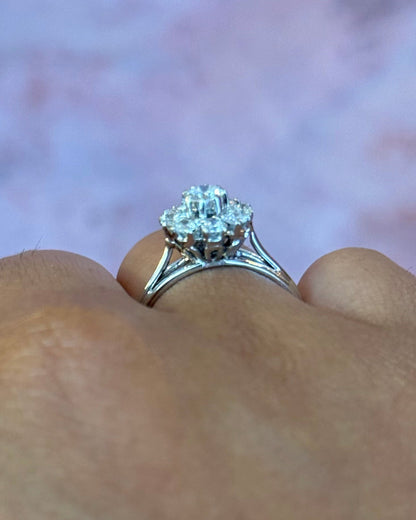 Bague Marguerite Diamants 0.62 carat "Mélanie" - Elliade Paris