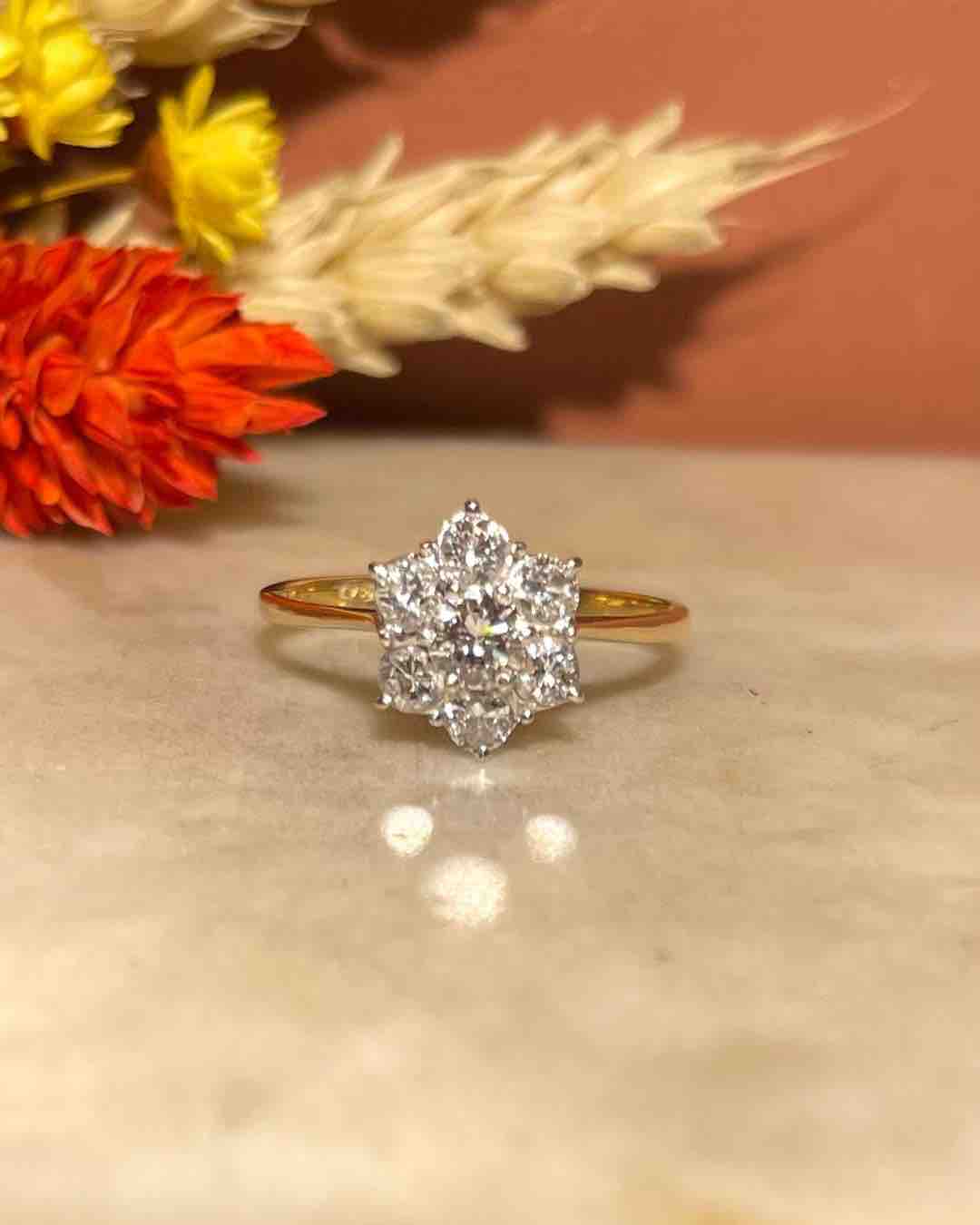 Bague Marguerite Diamants 0.67 carat "Nyssa" - Elliade Paris