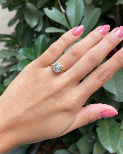 Bague Marguerite Diamants 0.67 carat &quot;Nyssa&quot; - Elliade Paris