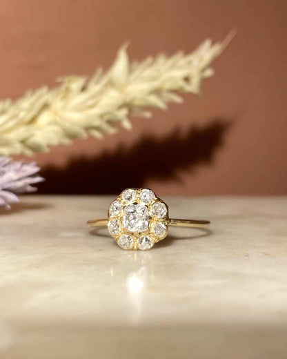 Bague Marguerite Diamants 0.70 carat &quot;Cloé&quot; - Elliade Paris