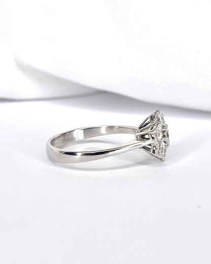 Bague Marguerite Diamants 0.75 carat "Yolanda" - Elliade Paris