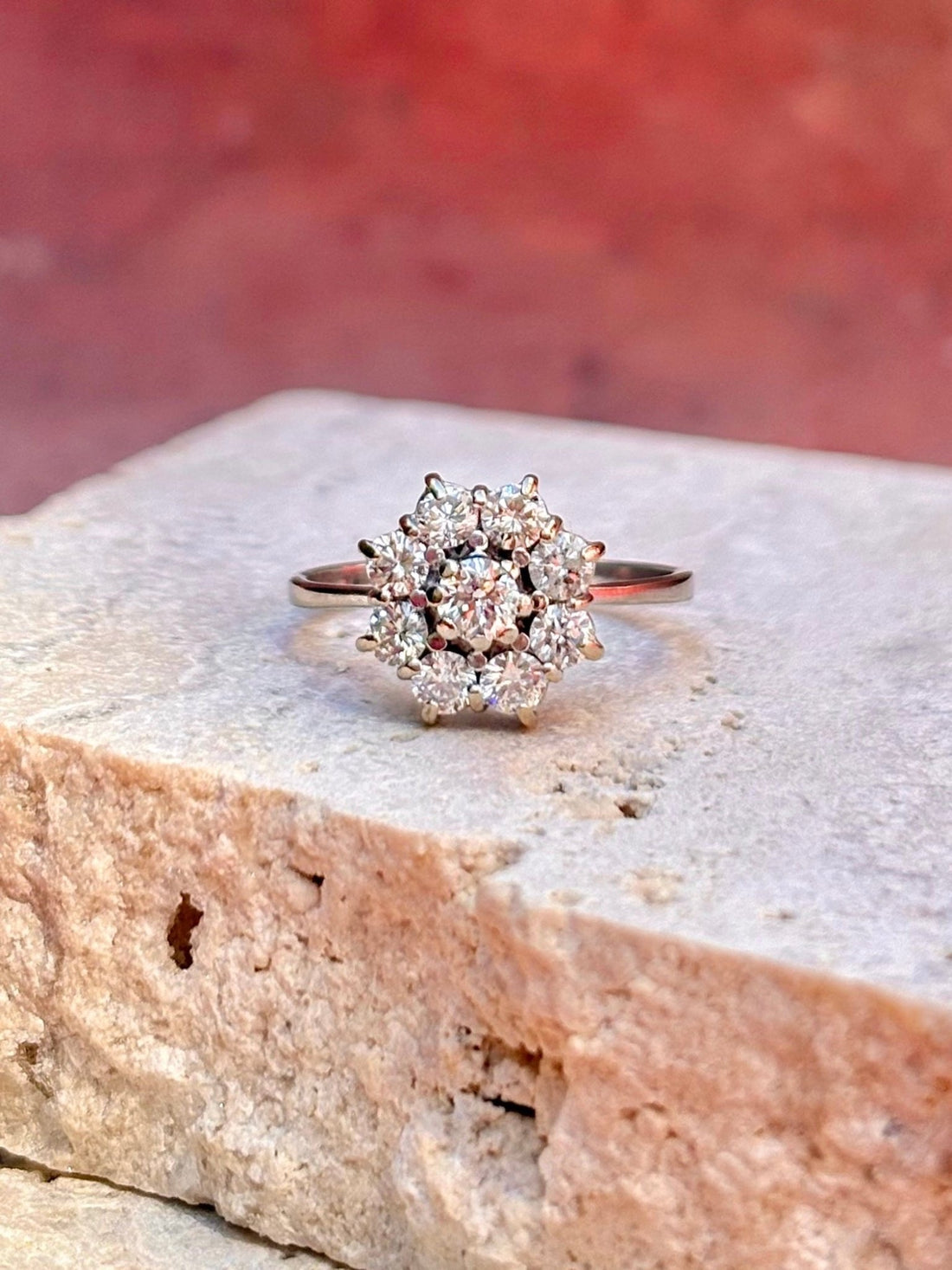 Bague Marguerite Diamants 0.89 carat "Cécile" - Elliade Paris