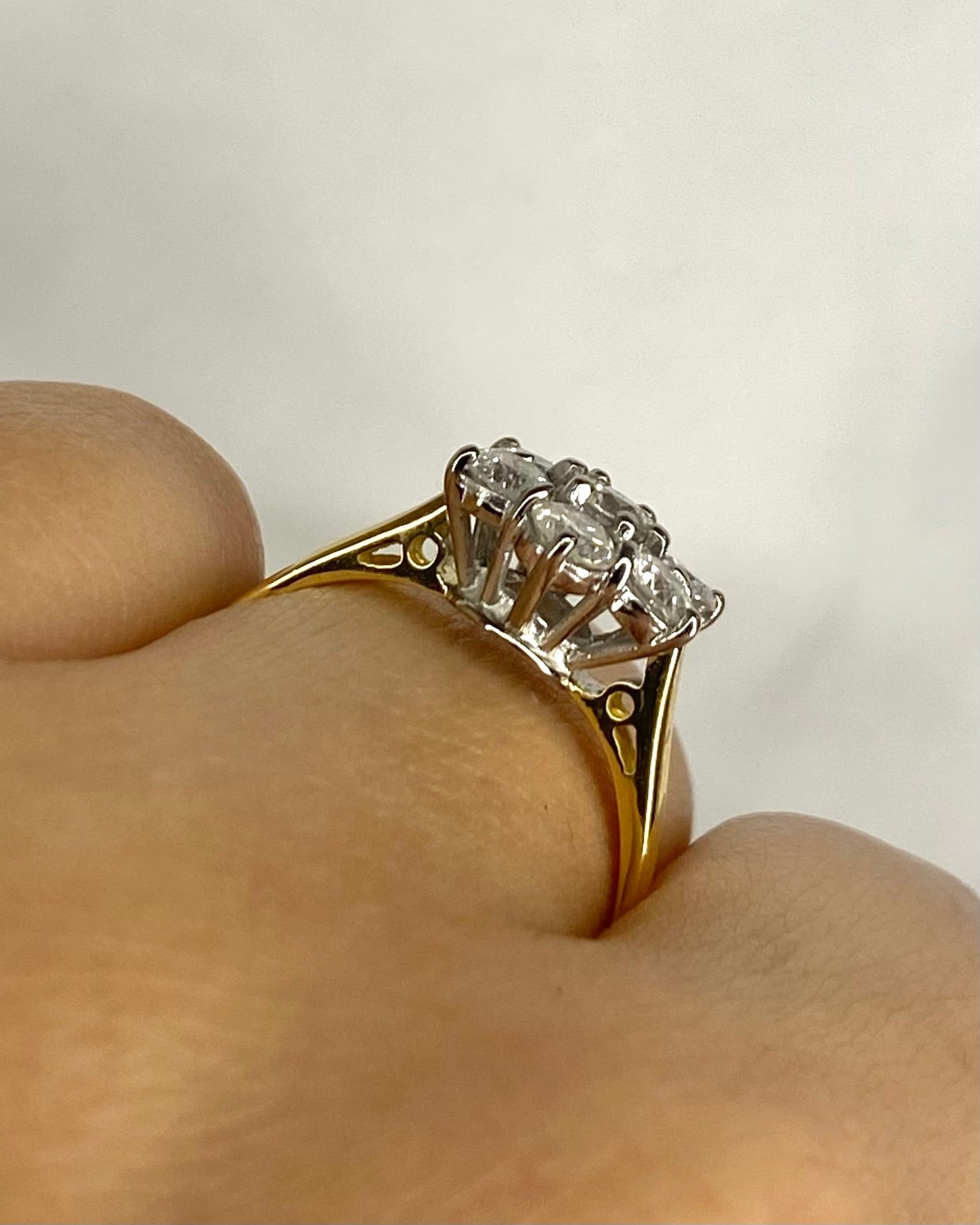 Bague Marguerite Diamants 1.05 carat "Evolena" - Elliade Paris