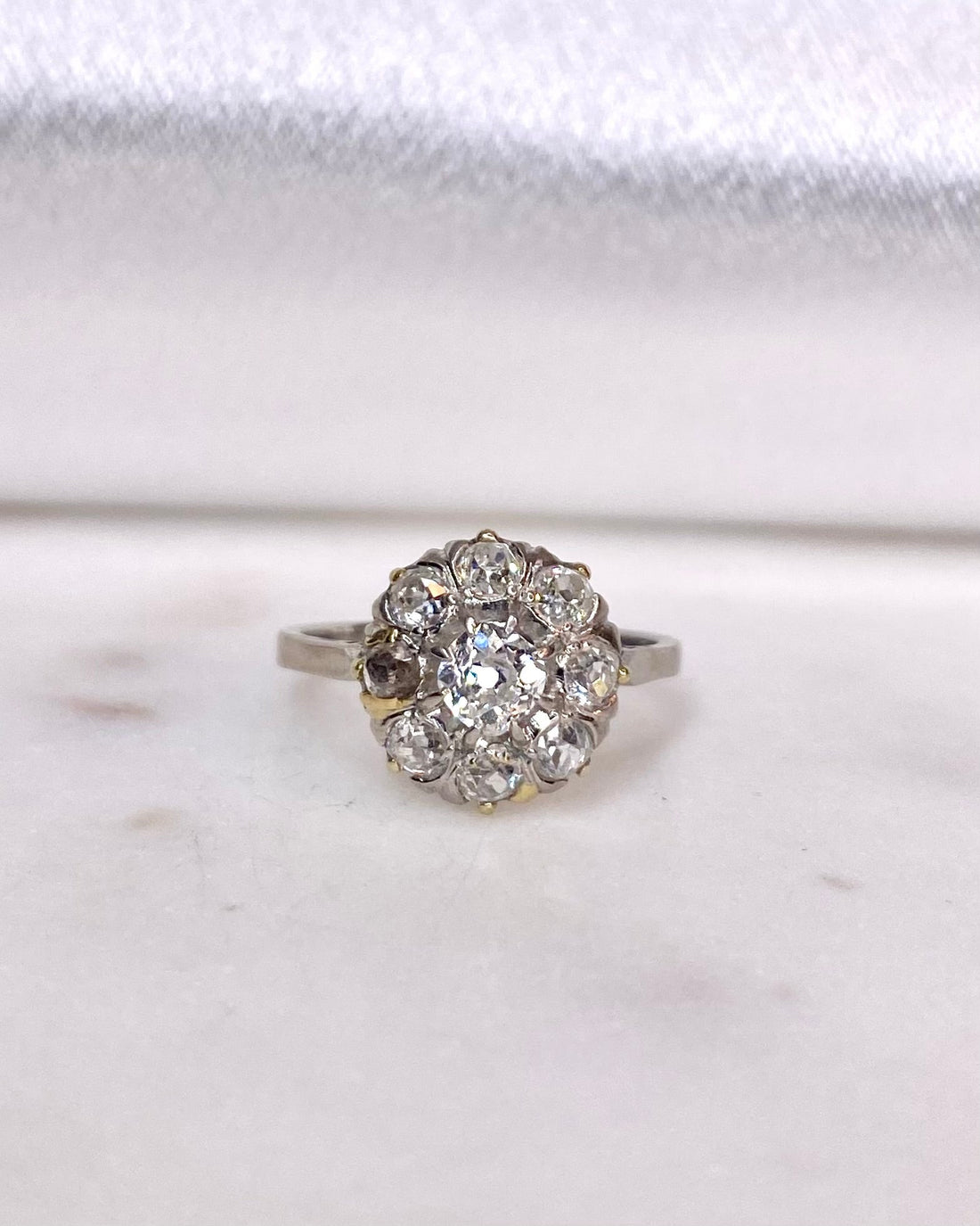Bague Marguerite Diamants 1.09 carat &quot;Tyla&quot; - Elliade Paris