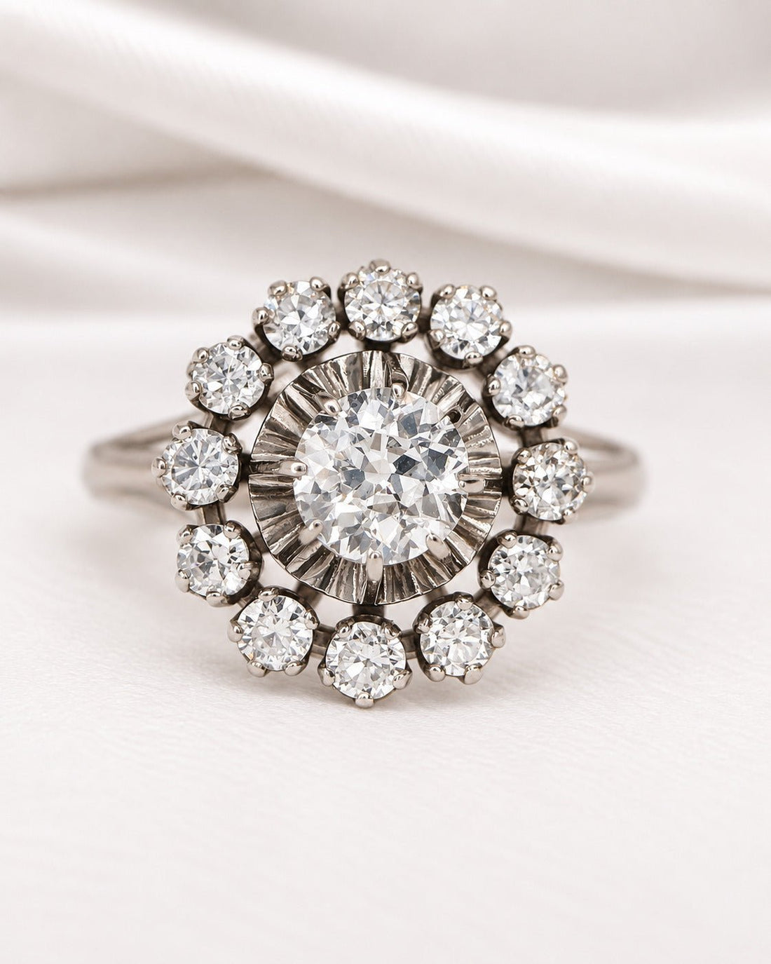 Bague Marguerite Diamants 1.17 carat 4.91g "Joëlle" - Elliade Paris