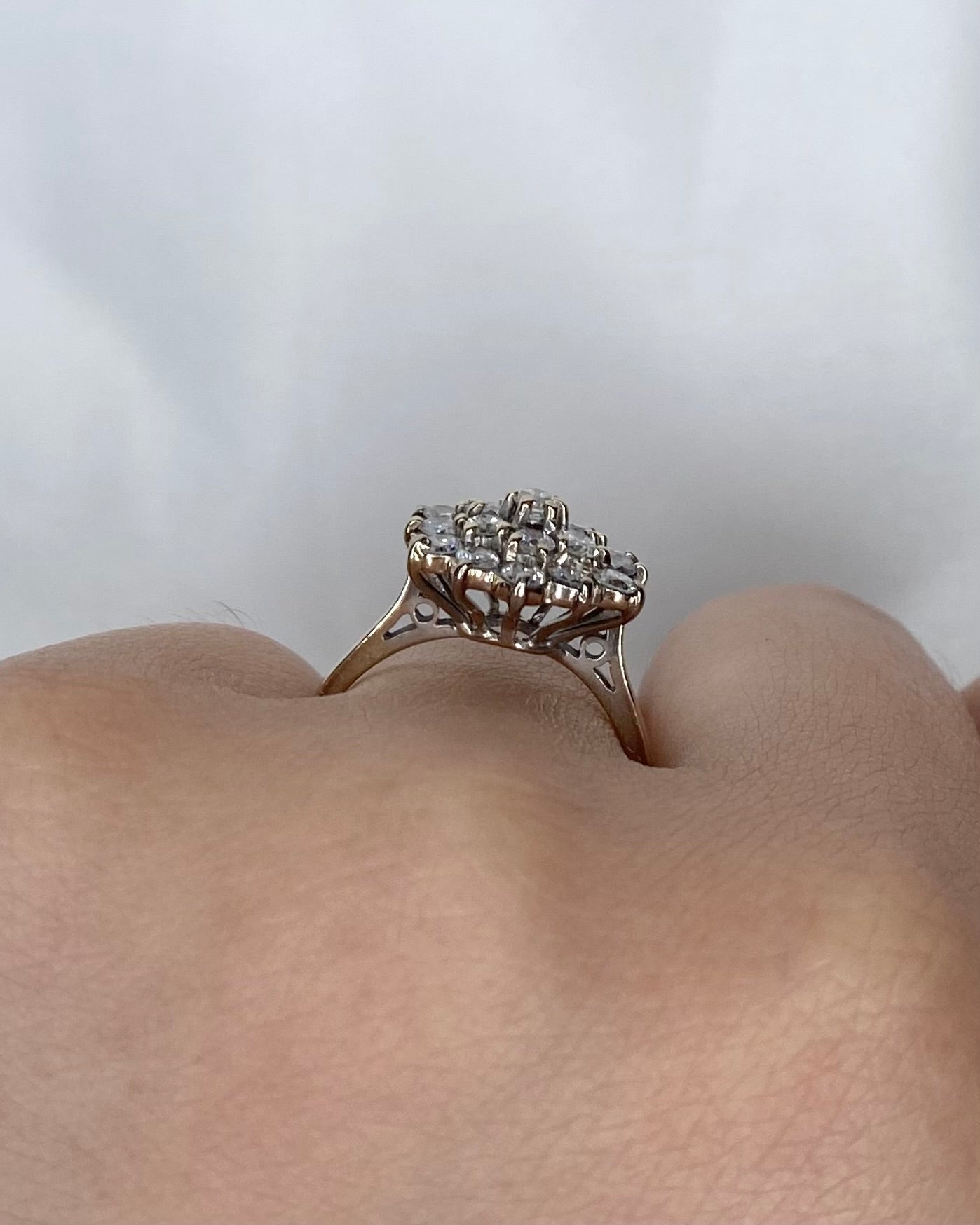 Bague Marguerite Diamants 1.33 carat "Soraya" - Elliade Paris