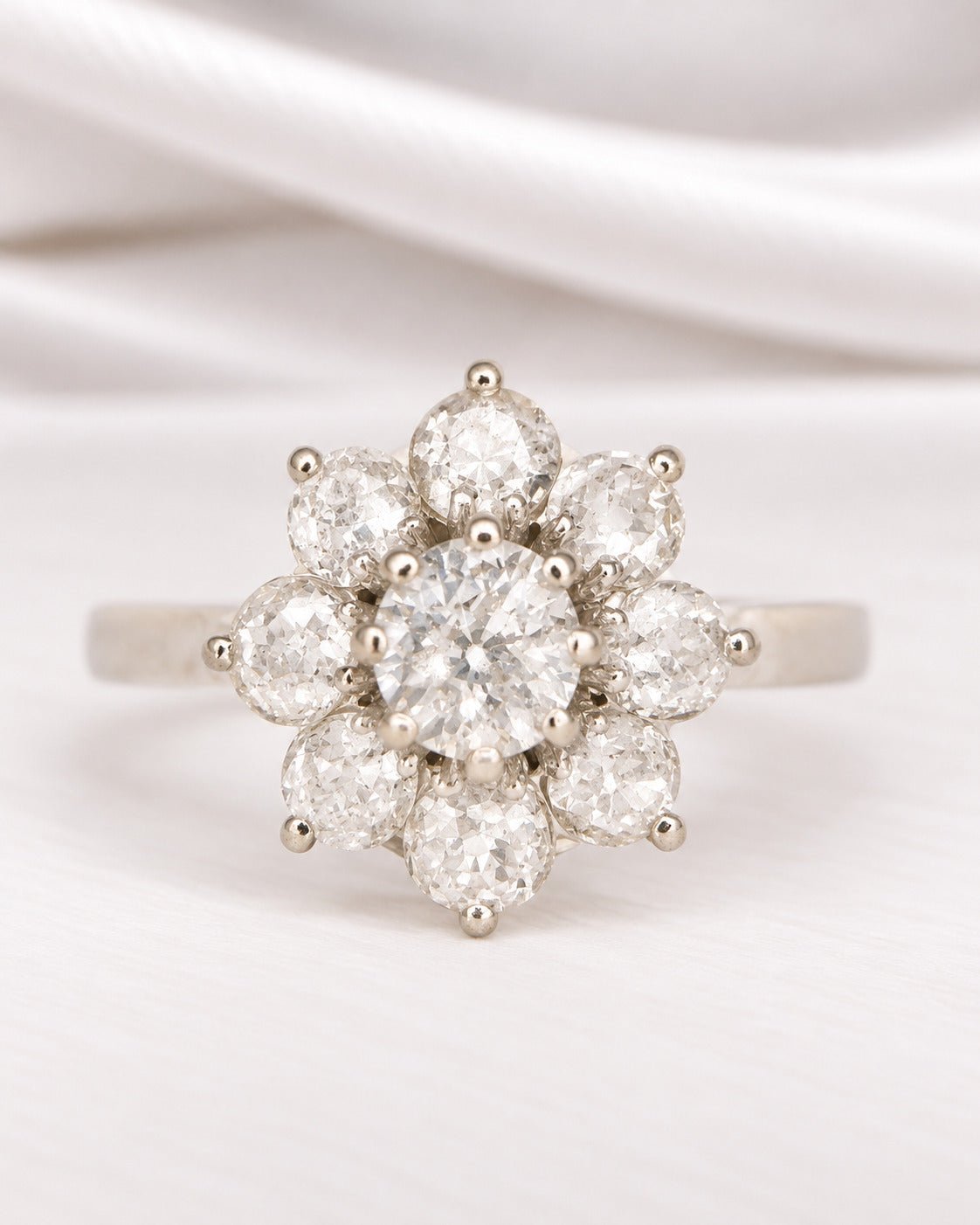 Bague Marguerite Diamants 2.70 carats 5.38g "Minerva" - Elliade Paris