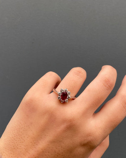 Bague Marguerite Grenat 1.50 carat &amp; Diamants &quot;Rosie&quot;