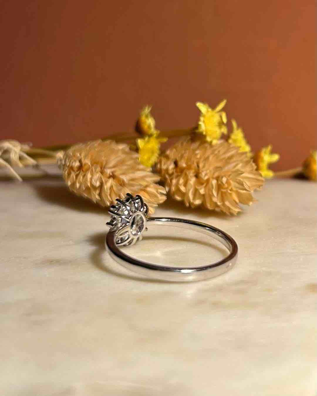 Bague Marguerite Saphir &amp; Diamants &quot;Clémence&quot;