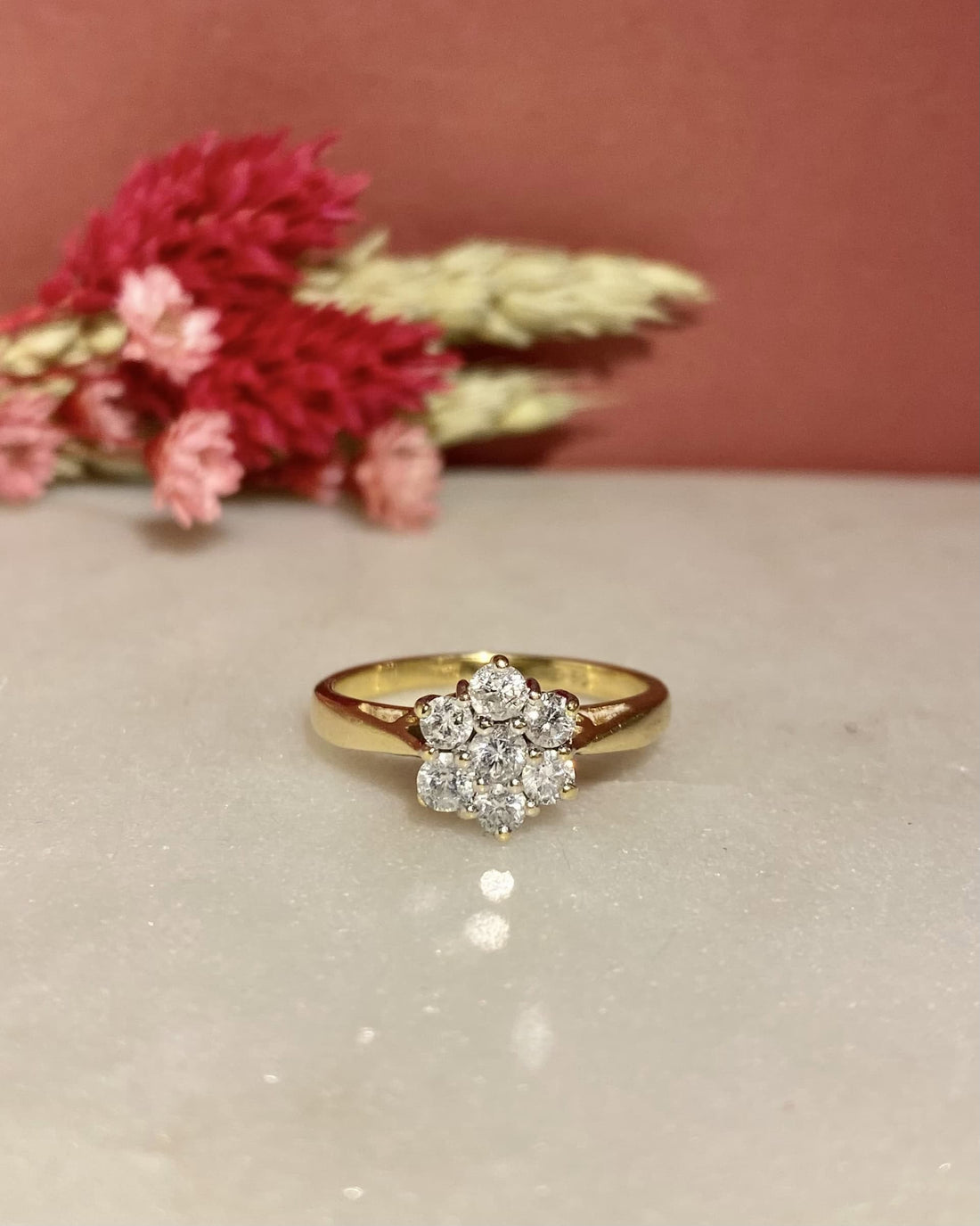 Bague Marguerite Diamants 0.56 carat &quot;Alizée&quot;