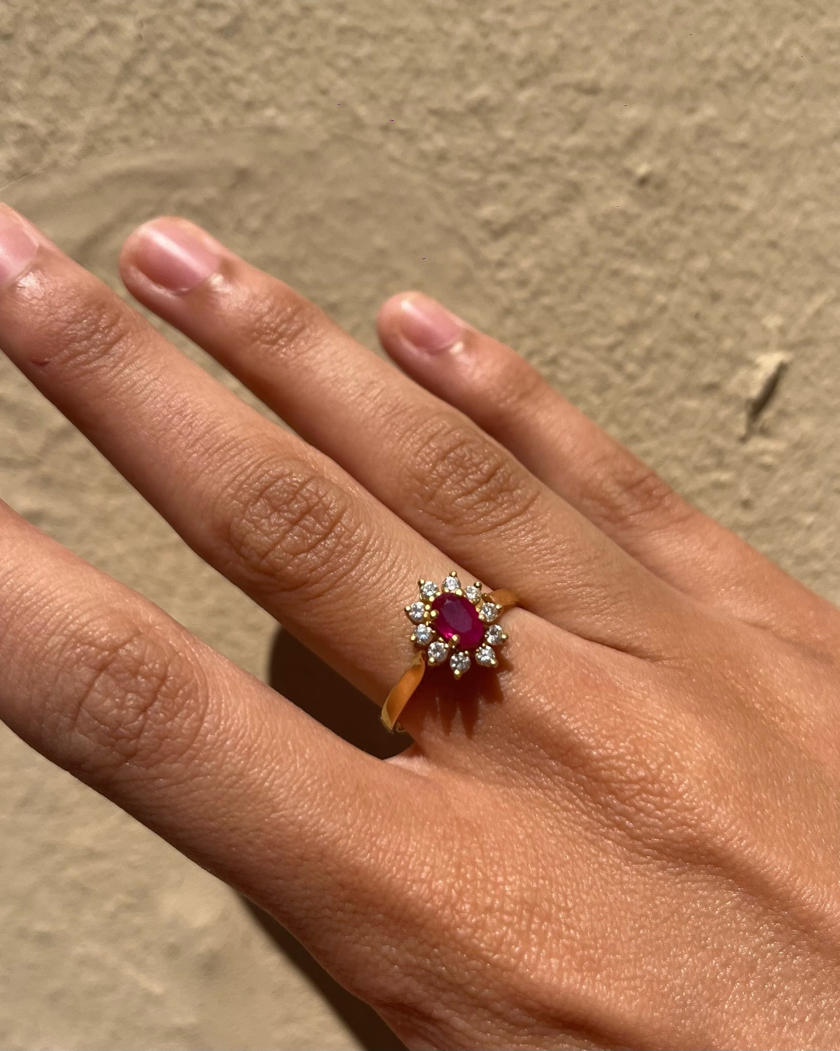 Bague Marguerite Diamants &amp; Rubis "Coline" - Elliade Paris