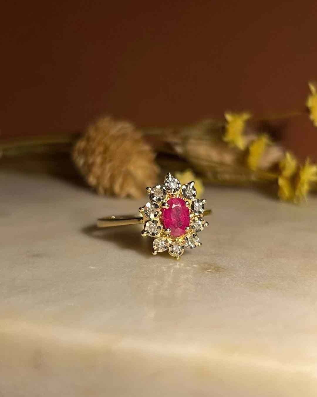 Bague Marguerite Diamants &amp; Rubis "Daphné" - Elliade Paris