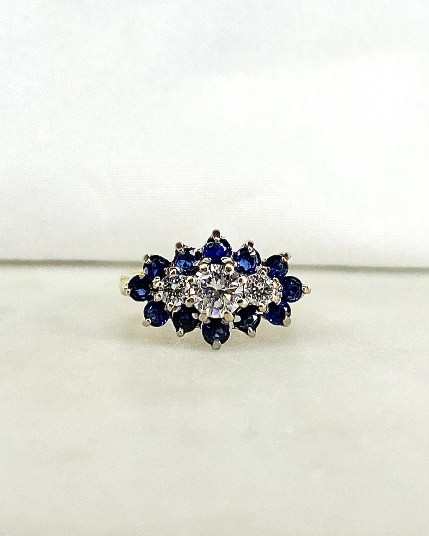 Bague Marguerite Diamants &amp; Saphirs "Giulia" - Elliade Paris