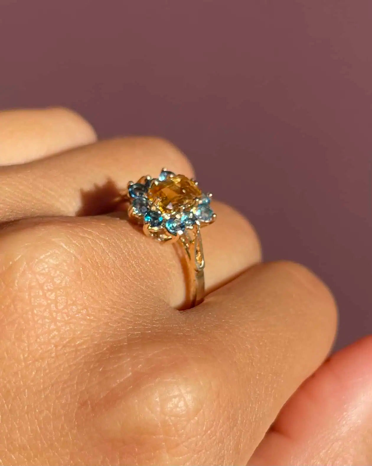 Bague Marguerite Citrine 0.50 carat &amp; 10 Topazes "Meriem"