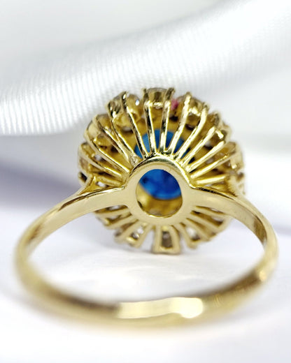 Bague Marguerite Dôme Saphir 1.41 carat &amp; Diamants 1.26 carat 4.60g "Mégane" - Elliade Paris