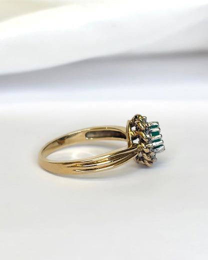 Bague Marguerite Émeraude 0.24 carat &amp; Diamants 0.12 carat "Martina" - Elliade Paris