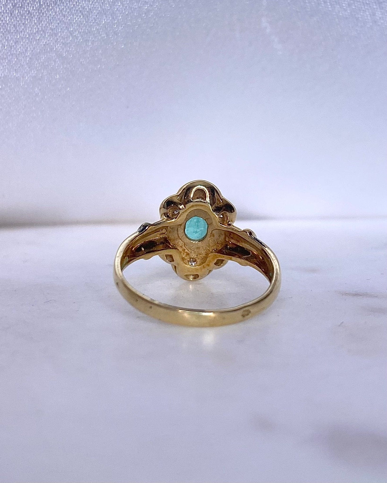 Bague Marguerite Émeraude 0.30 carat &amp; Diamants "Aëla” - Elliade Paris