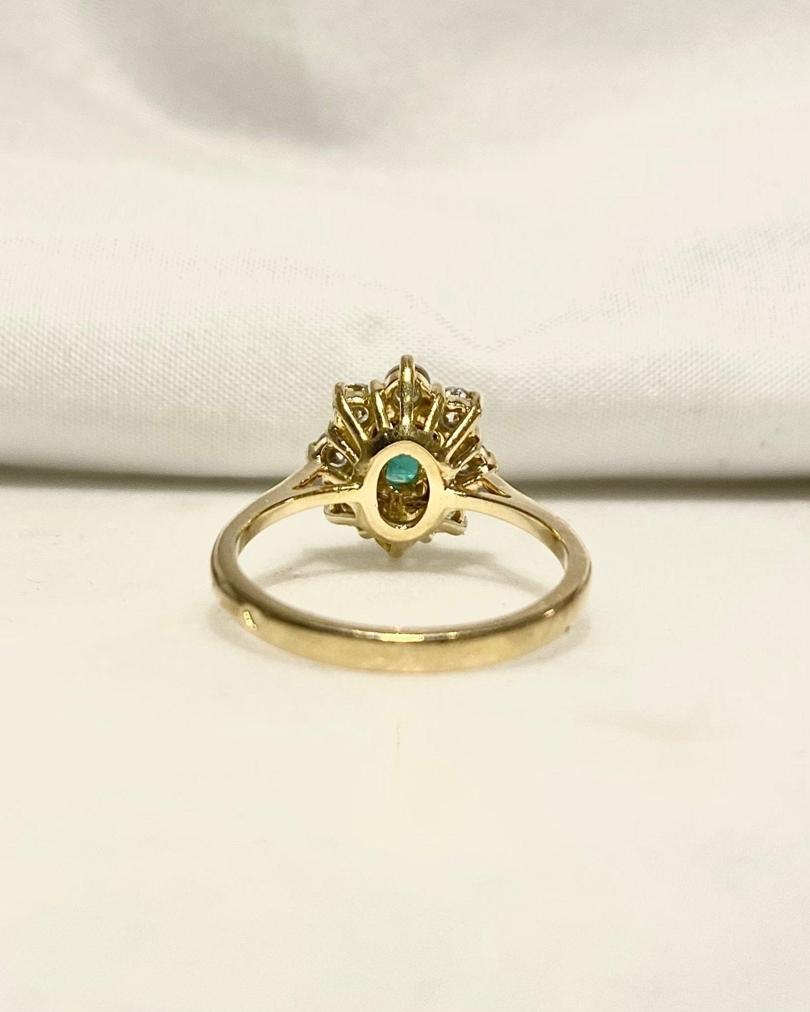 Bague Marguerite Emeraude 0.38 carat &amp; Diamants "Lunéria" - Elliade Paris