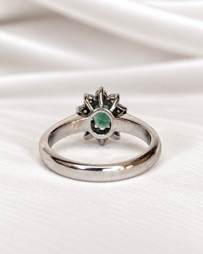 Bague Marguerite Émeraude 0.45 carat &amp; Diamants 0.40 carat 5.12g "Odette" - Elliade Paris