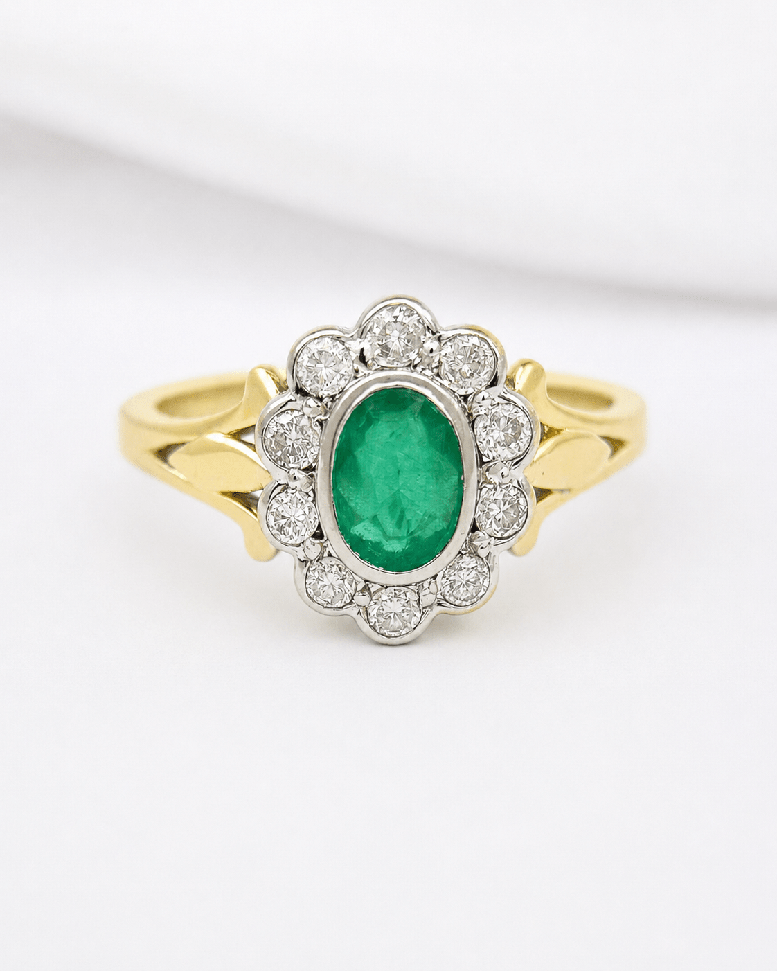 Bague Marguerite Émeraude 0.45 carat &amp; Diamants 0.40 carat "Emmeline" - Elliade Paris