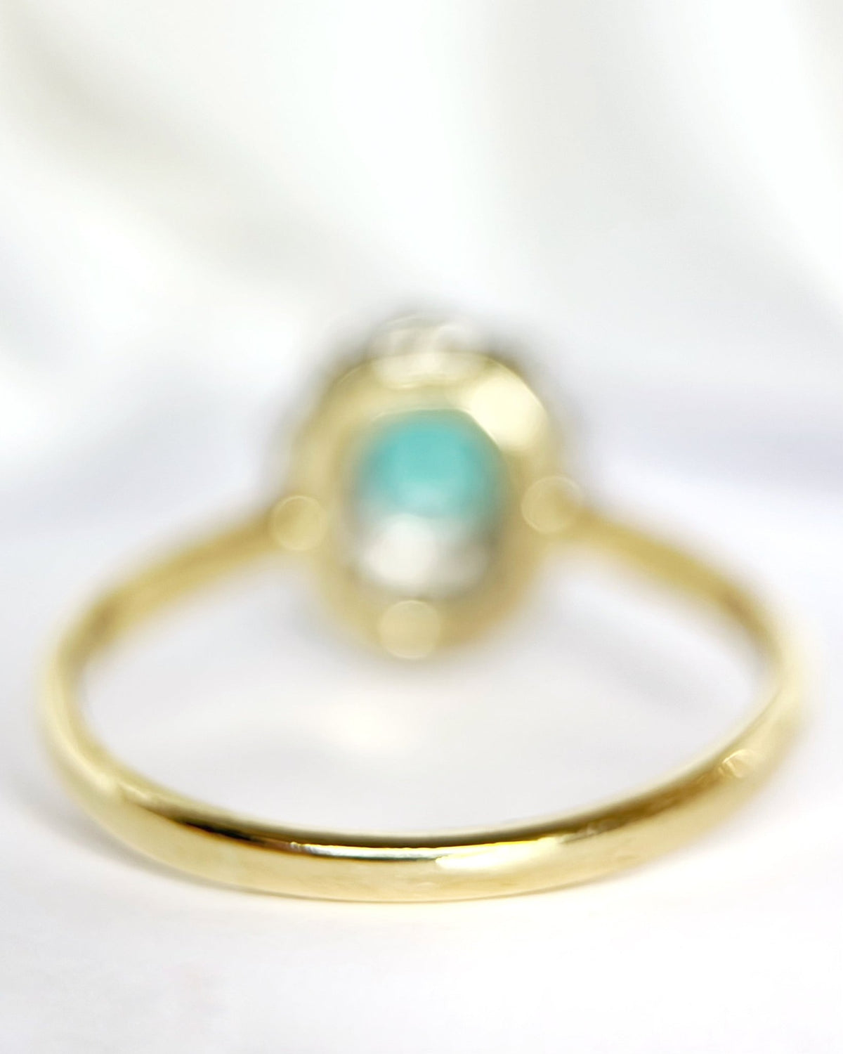Bague Marguerite Émeraude 0.48 carat &amp; Diamants 0.40 carat "Ludwig" - Elliade Paris