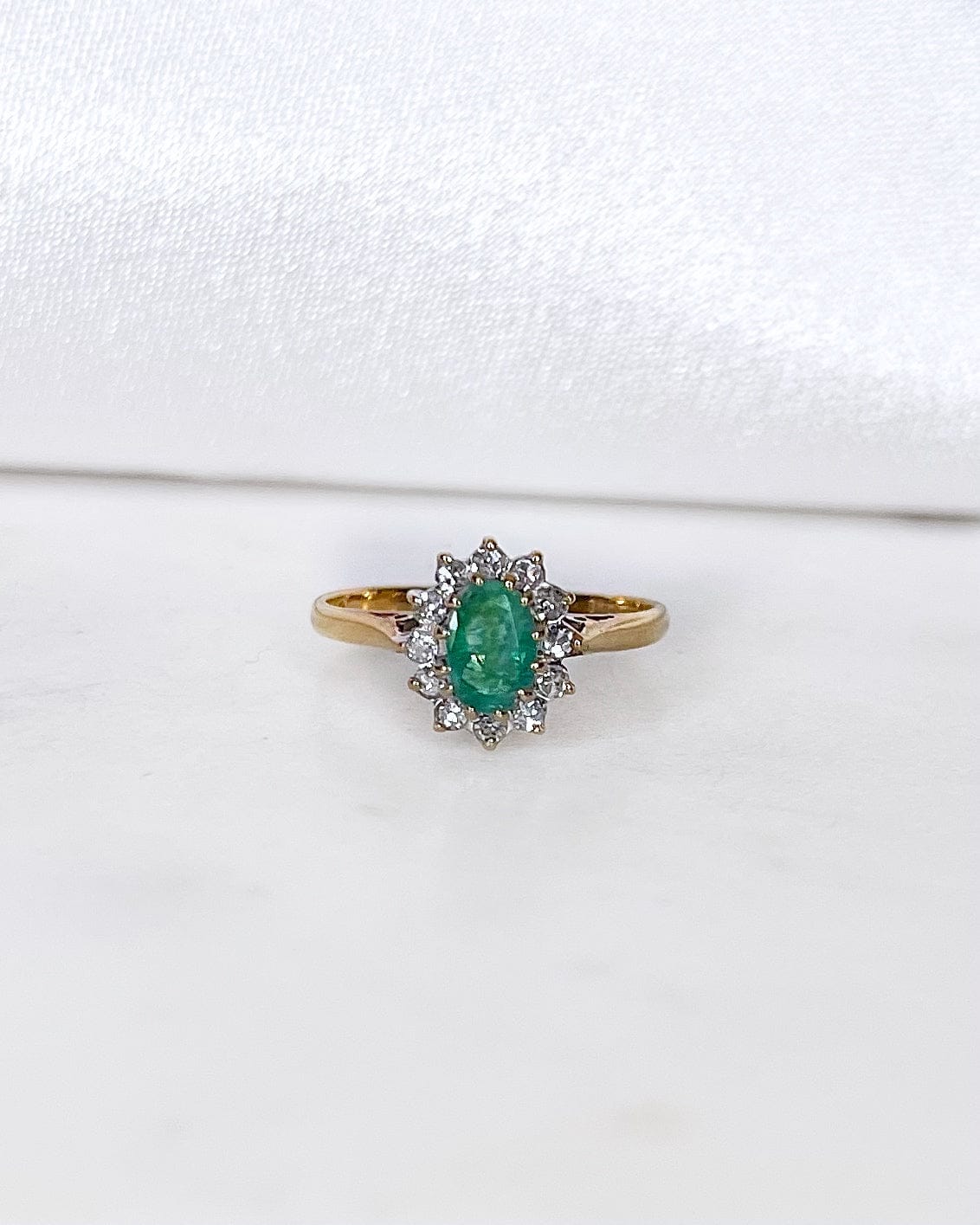 Bague Marguerite Émeraude 0.50 carat &amp; Diamants “Philippa” - Elliade Paris