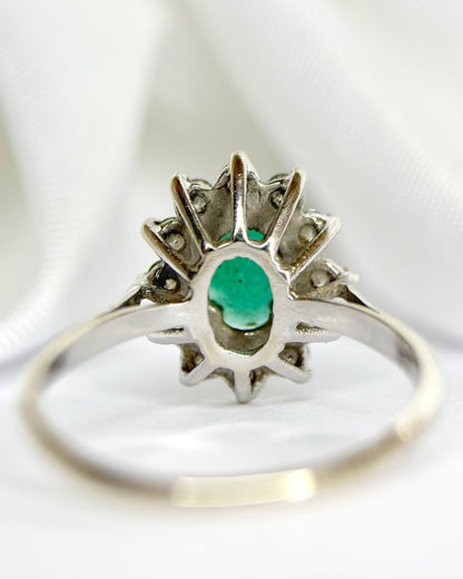 Bague Marguerite Émeraude 0.54 carat &amp; Diamants 0.24 carat "Philomène" - Elliade Paris